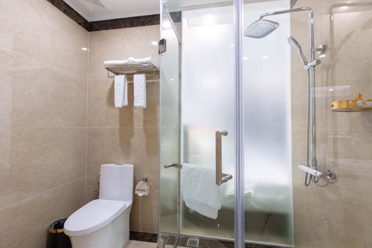 Sala Hotel Mong Cai Buitenkant foto